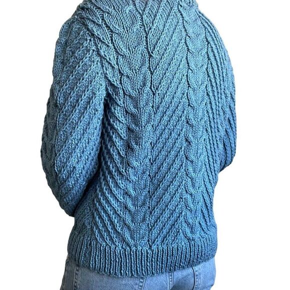 Hand Knit Womens Blue Cable Chunky Knit Fisherman Style Crewneck Sweater Sz M - Picture 4 of 6